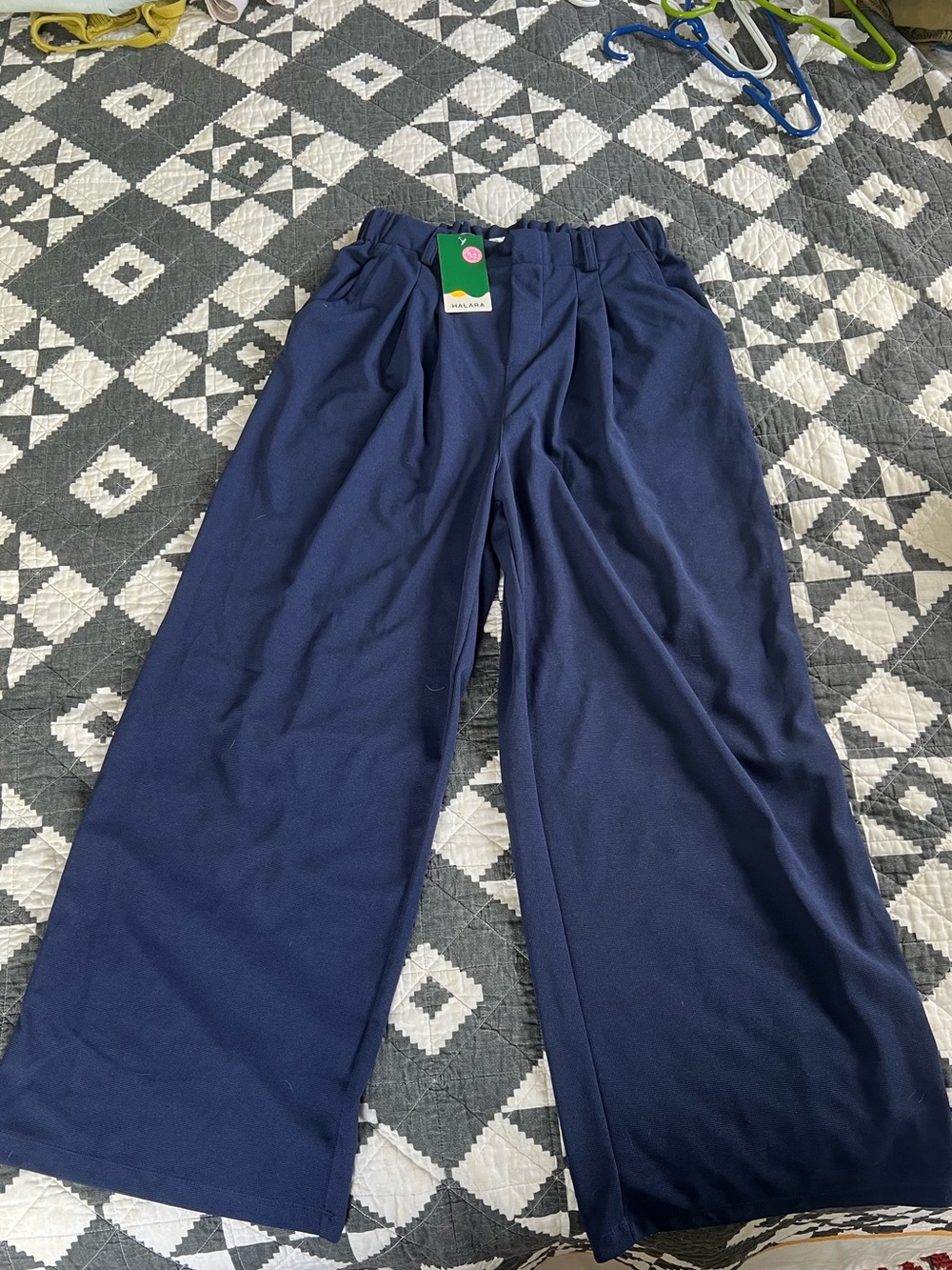 HALARA Navy Wide-Leg Women's Trousers